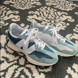New balance shoes 327